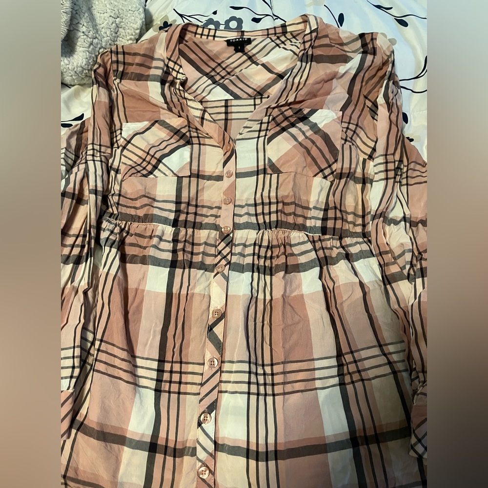 Baby doll style plaid top. Size 2xl.